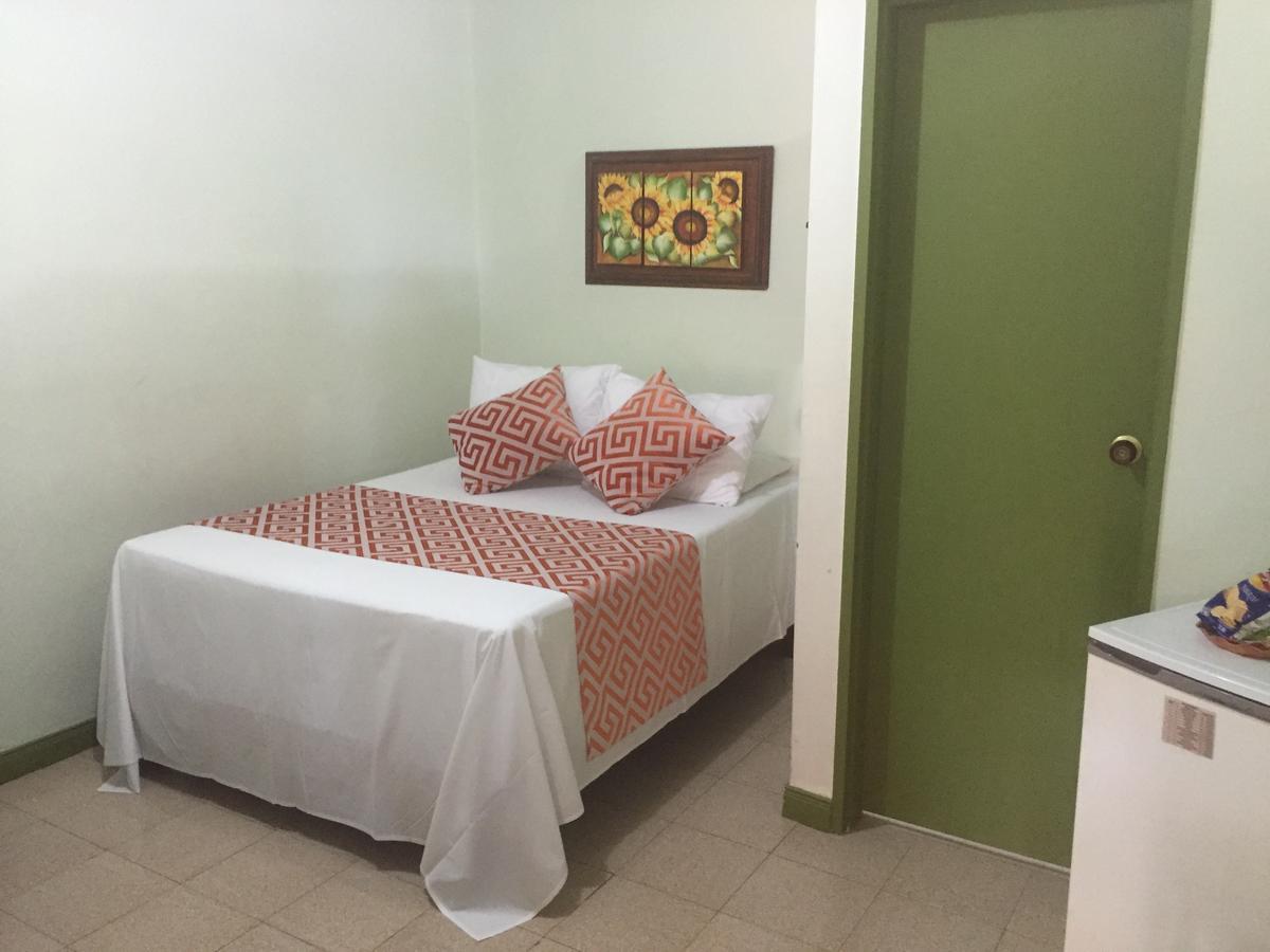 Hosteria De La Plaza Menor Santa Fe de Antioquia Luaran gambar